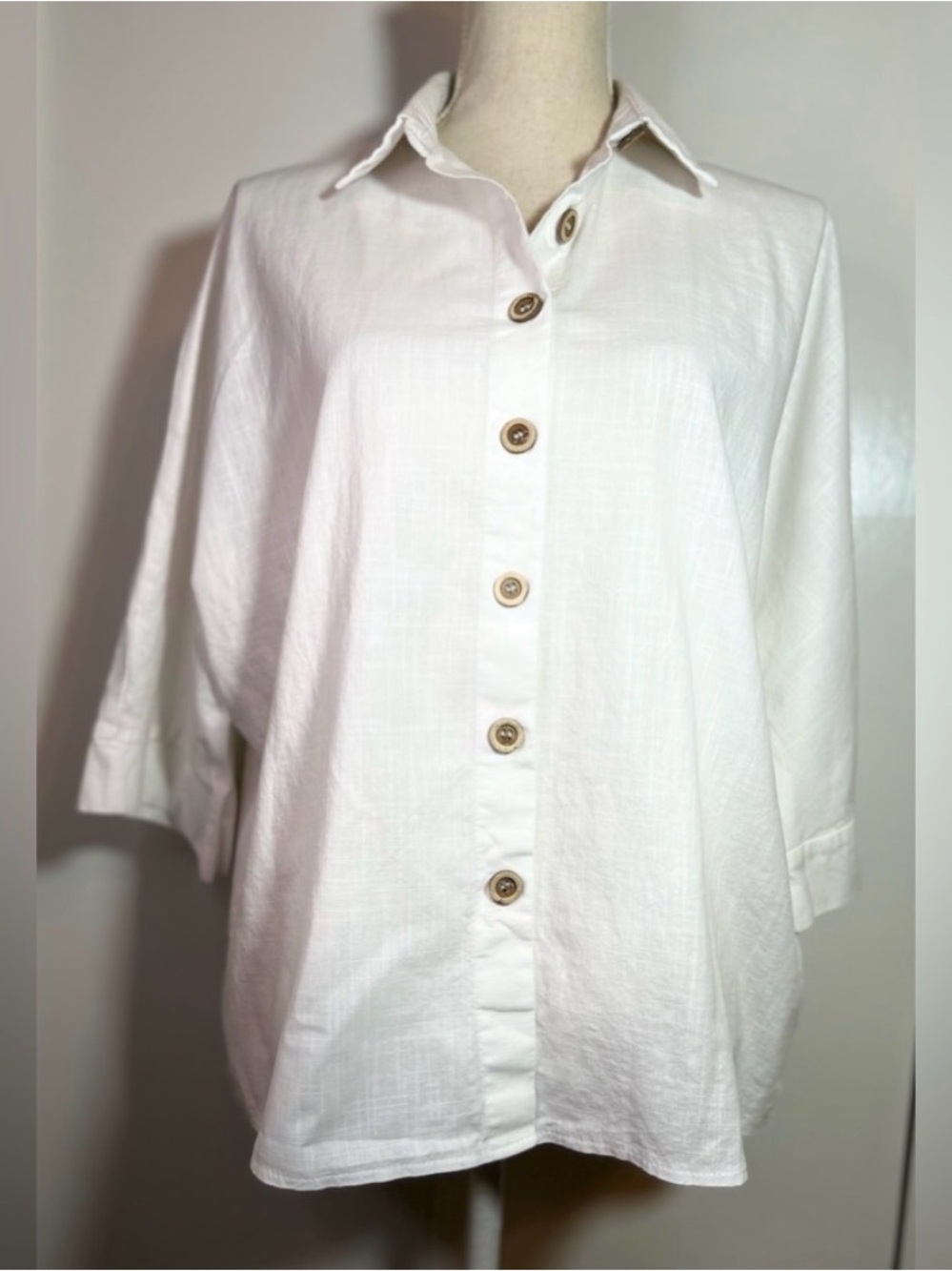 2 - Tops Bundle - 1- Red Linen/Cotton and 1-White Cotton Button Down Large - Picture 5 of 15